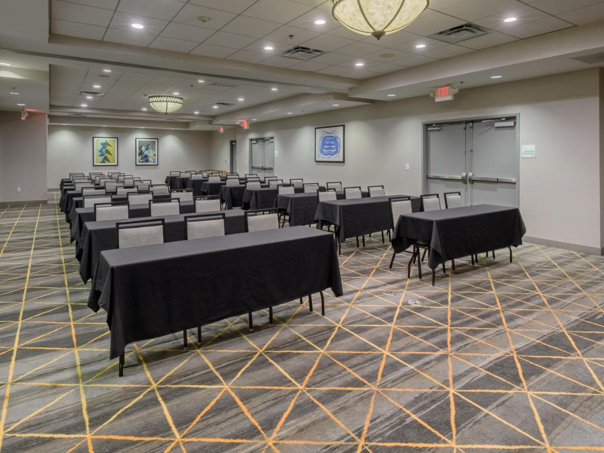 Holiday Inn Raleigh Durham Airport By Ihg Morrisville Exterior photo